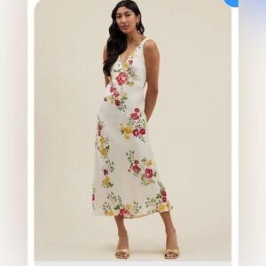 Park & Fifth cream white dress with flowers